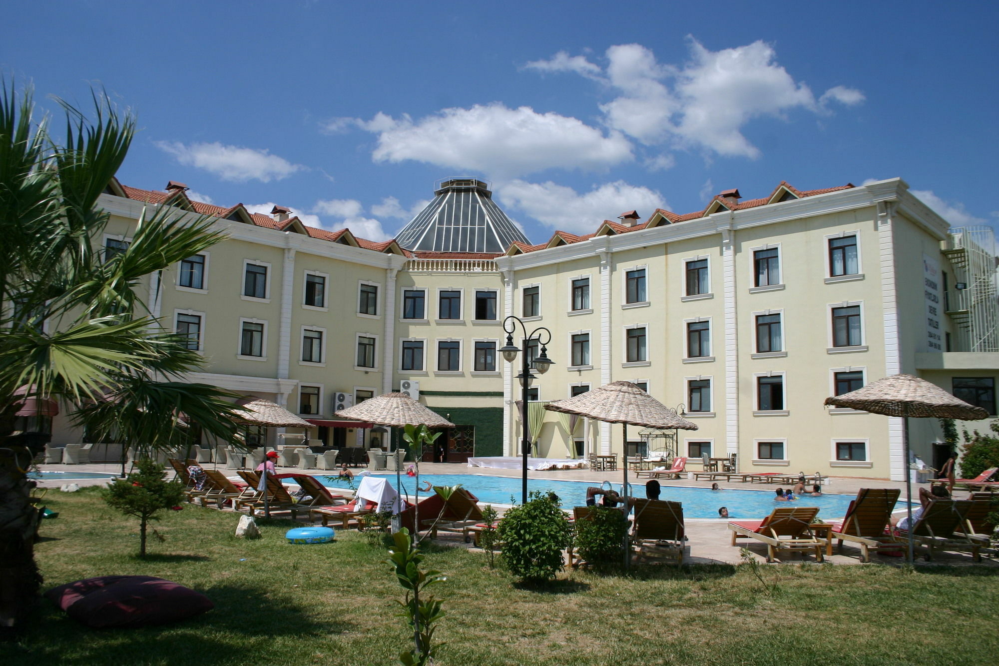 Gure Saruhan Thermal Akçay Exterior foto